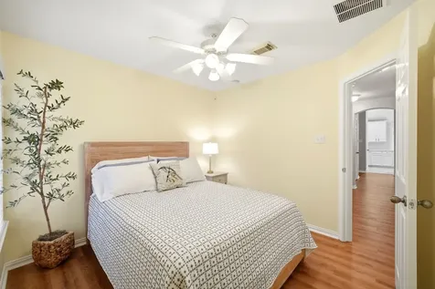 1276 Ocean Manor Lane League City TX 77573