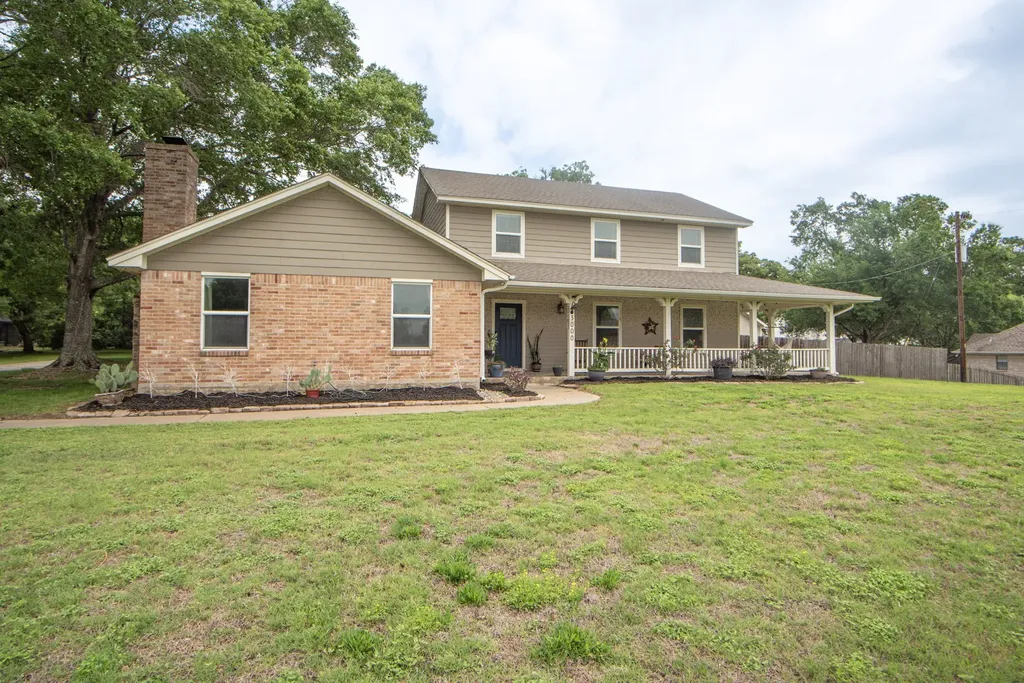 3000 Shadow Lawn Street Brenham TX 77833
