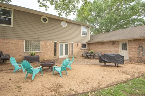 3000 Shadow Lawn Street Brenham TX 77833