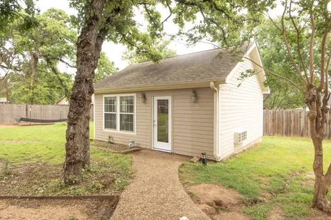 3000 Shadow Lawn Street Brenham TX 77833