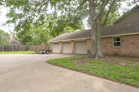 3000 Shadow Lawn Street Brenham TX 77833