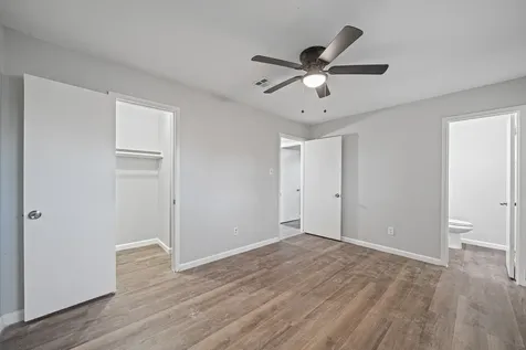 8834 Brackley Lane Houston TX 77088