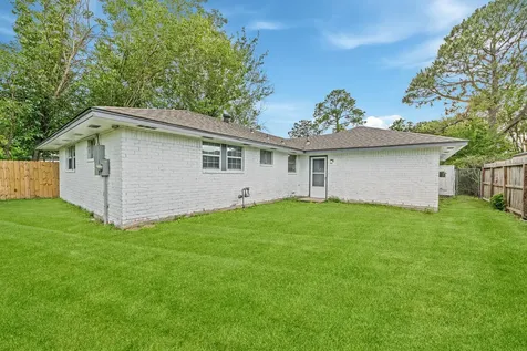8834 Brackley Lane Houston TX 77088