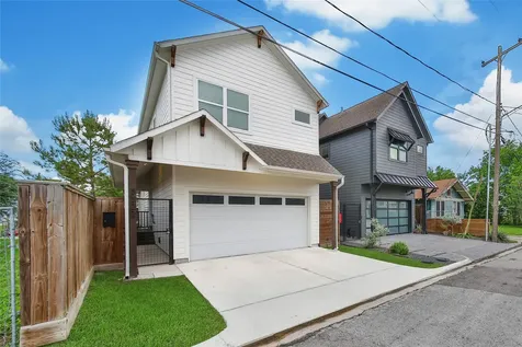 3322 Delhi Street Houston TX 77022