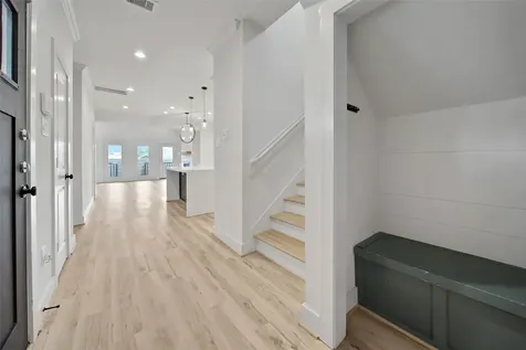 3322 Delhi Street Houston TX 77022