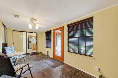 807 Forest Oaks Lane Pearland TX 77584