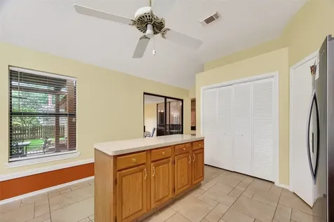 807 Forest Oaks Lane Pearland TX 77584