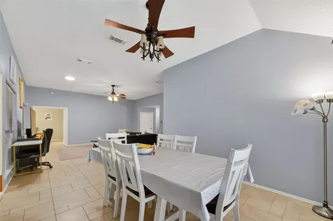 807 Forest Oaks Lane Pearland TX 77584