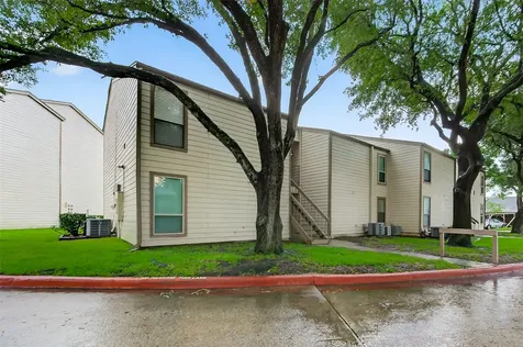 102 E Lakeview Terrace Montgomery TX 77356