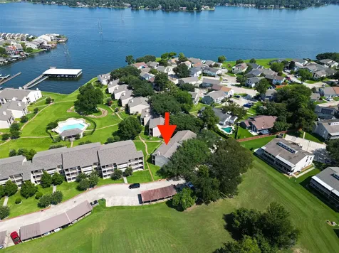 102 E Lakeview Terrace Montgomery TX 77356