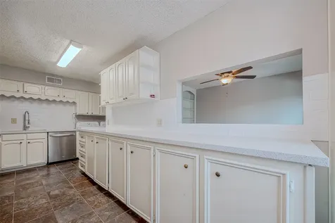 432 N Post Oak Lane Houston TX 77024