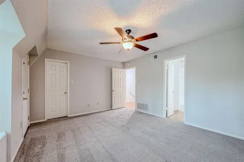 432 N Post Oak Lane Houston TX 77024