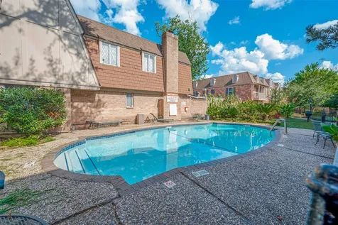 432 N Post Oak Lane Houston TX 77024