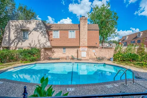 432 N Post Oak Lane Houston TX 77024