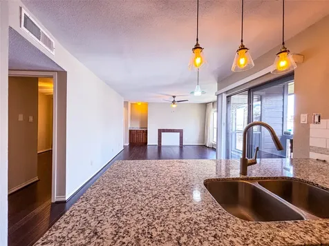 8020 Braesmain Drive 1604 Houston TX 77025