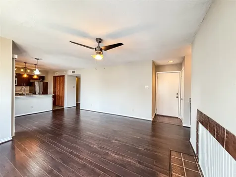 8020 Braesmain Drive 1604 Houston TX 77025