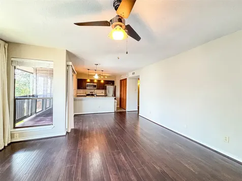 8020 Braesmain Drive 1604 Houston TX 77025