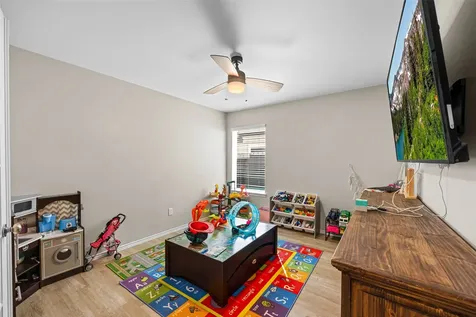 334 Linedale Avenue Magnolia TX 77354