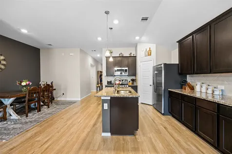 334 Linedale Avenue Magnolia TX 77354