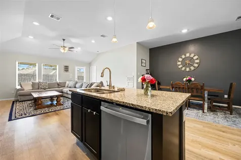 334 Linedale Avenue Magnolia TX 77354