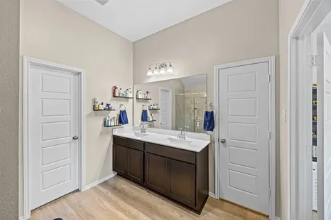 334 Linedale Avenue Magnolia TX 77354
