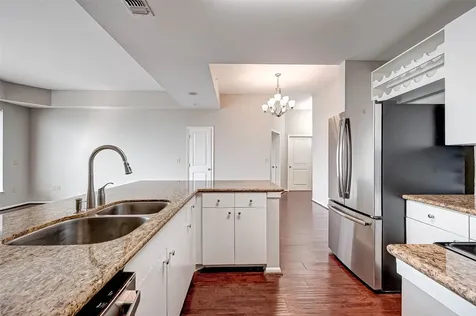 3505 Sage Road 2106 Houston TX 77056