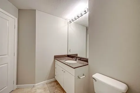 3505 Sage Road 2106 Houston TX 77056