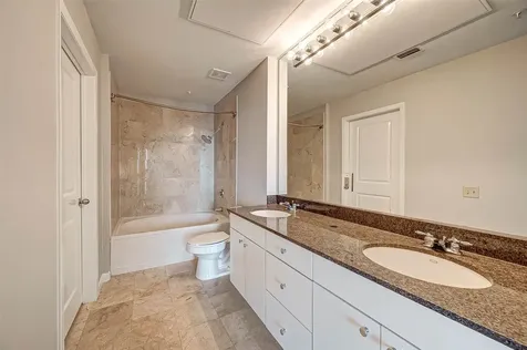 3505 Sage Road 2106 Houston TX 77056
