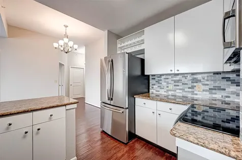 3505 Sage Road 2106 Houston TX 77056