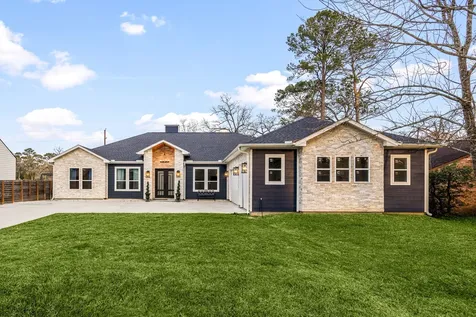 1314 Chestnut Ridge Road Houston TX 77339