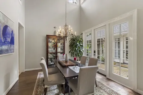 107 E Mirror Ridge Circle The Woodlands TX 77382