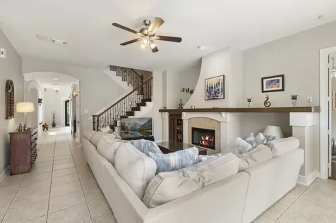 107 E Mirror Ridge Circle The Woodlands TX 77382