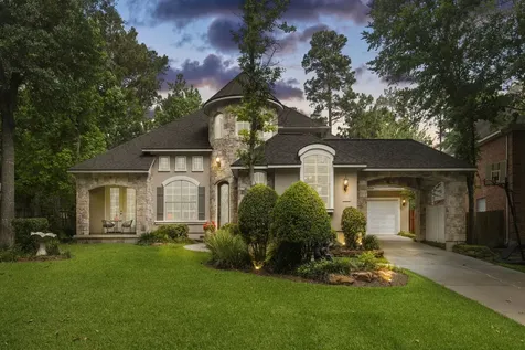 107 E Mirror Ridge Circle The Woodlands TX 77382