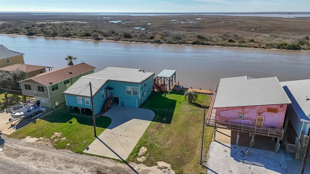 4258 Fm 2031 Beach Road Matagorda TX 77457