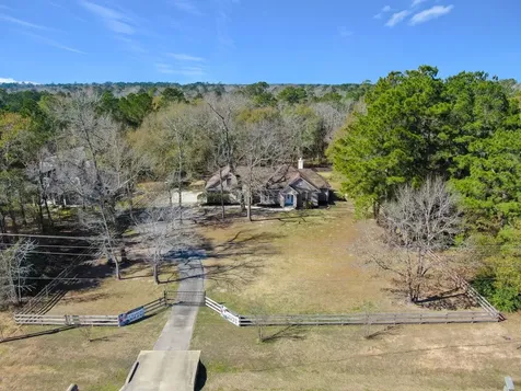 104 Fish Creek Thoroughfare Montgomery TX 77316