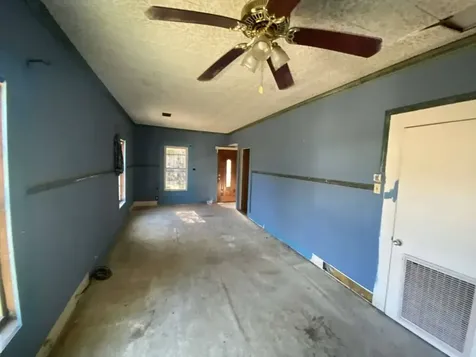 911 7th Street Orange TX 77630