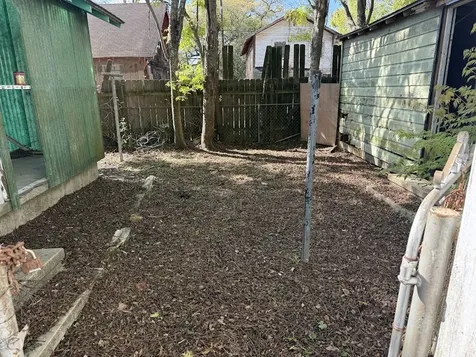 911 7th Street Orange TX 77630