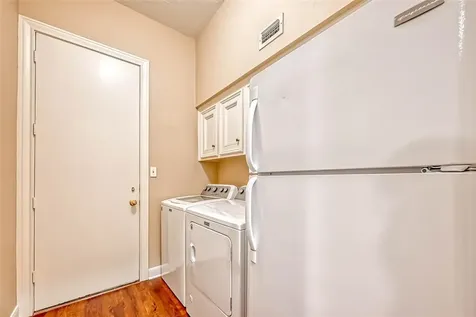 1331 Bissonnet St Street Houston TX 77005