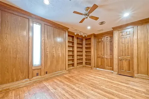 1331 Bissonnet St Street Houston TX 77005