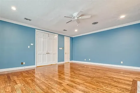 1331 Bissonnet St Street Houston TX 77005