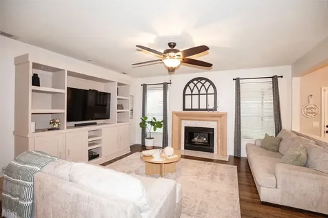 2904 Julie Ann Drive Pearland TX 77584