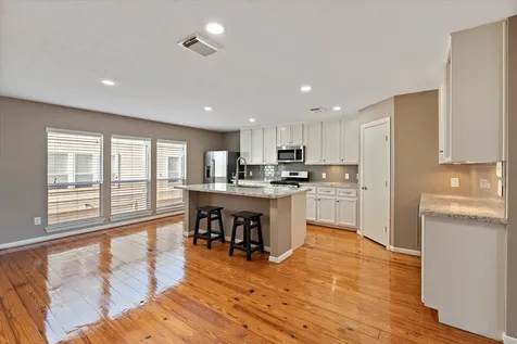 2922 Crawford Street Houston TX 77004