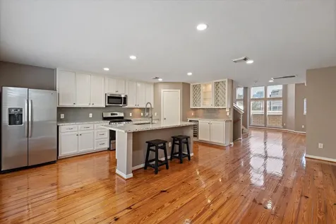 2922 Crawford Street Houston TX 77004