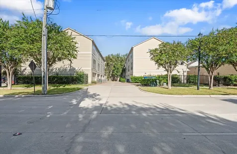2922 Crawford Street Houston TX 77004