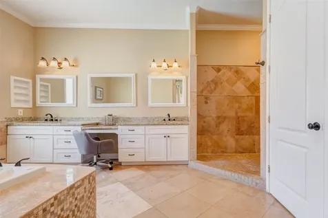 5610 Westerham Street Weston Lakes TX 77441
