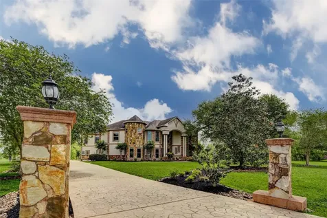5610 Westerham Street Weston Lakes TX 77441