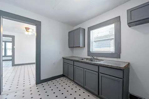 2217 Stevens Street Houston TX 77026
