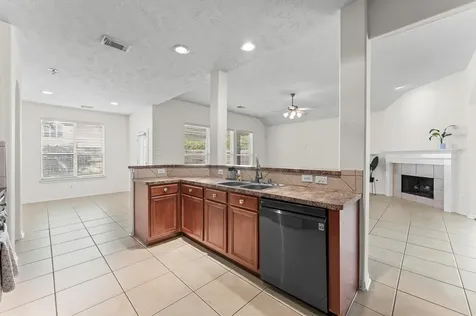 12506 Opal Valley Drive Tomball TX 77377