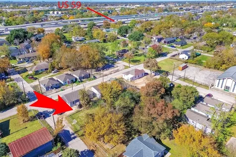 3209 Adelia Street Houston TX 77026