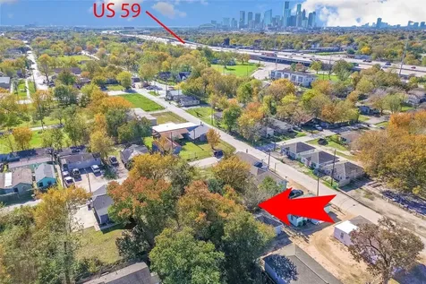 3209 Adelia Street Houston TX 77026